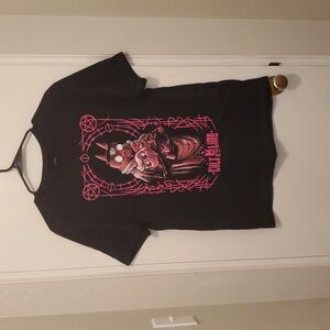 100% cotton Pink cult of the lamb short sleeved shirt Size medium brand new nw